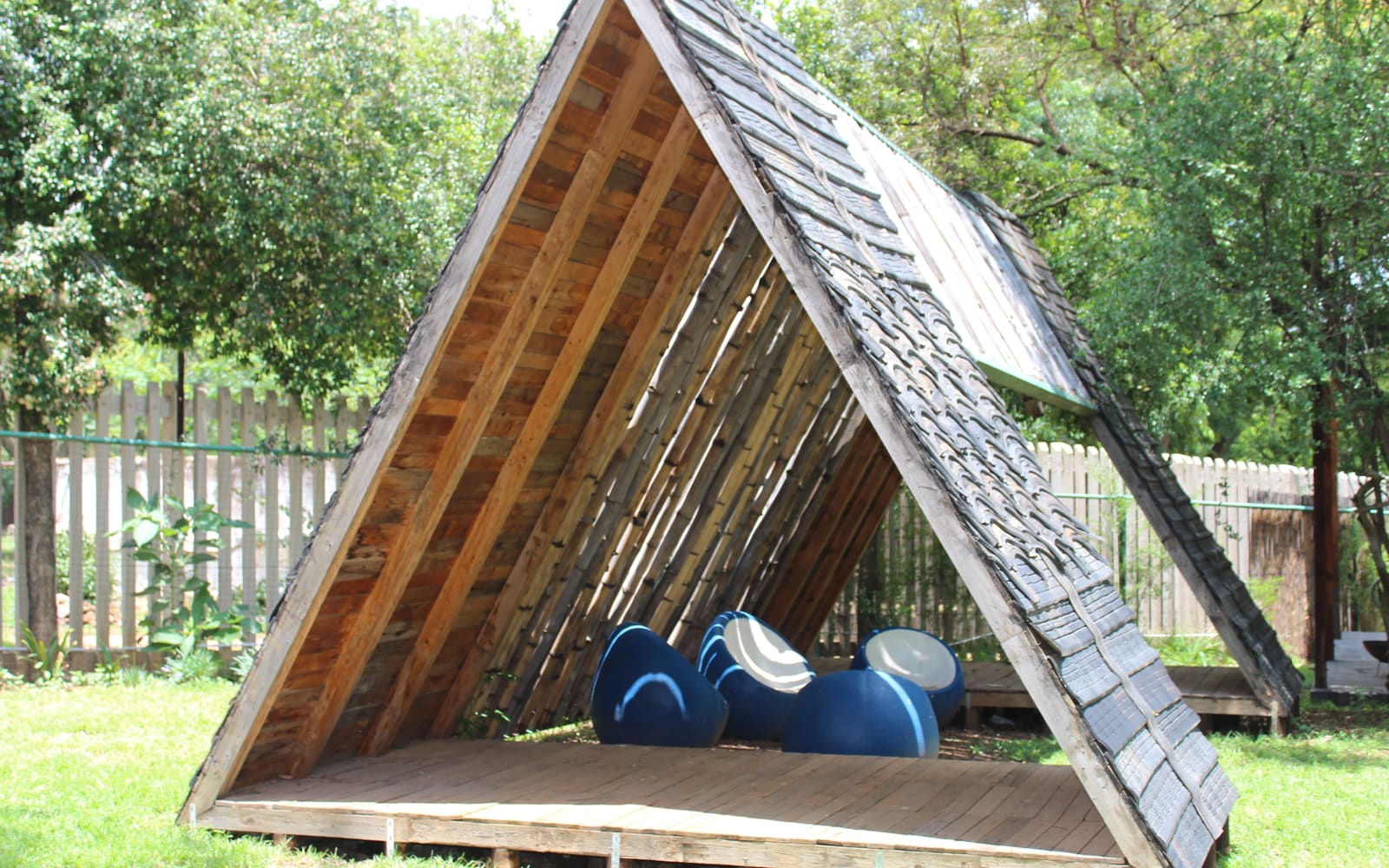 Teepees in Linbro Park, building photograph 4 of 6.